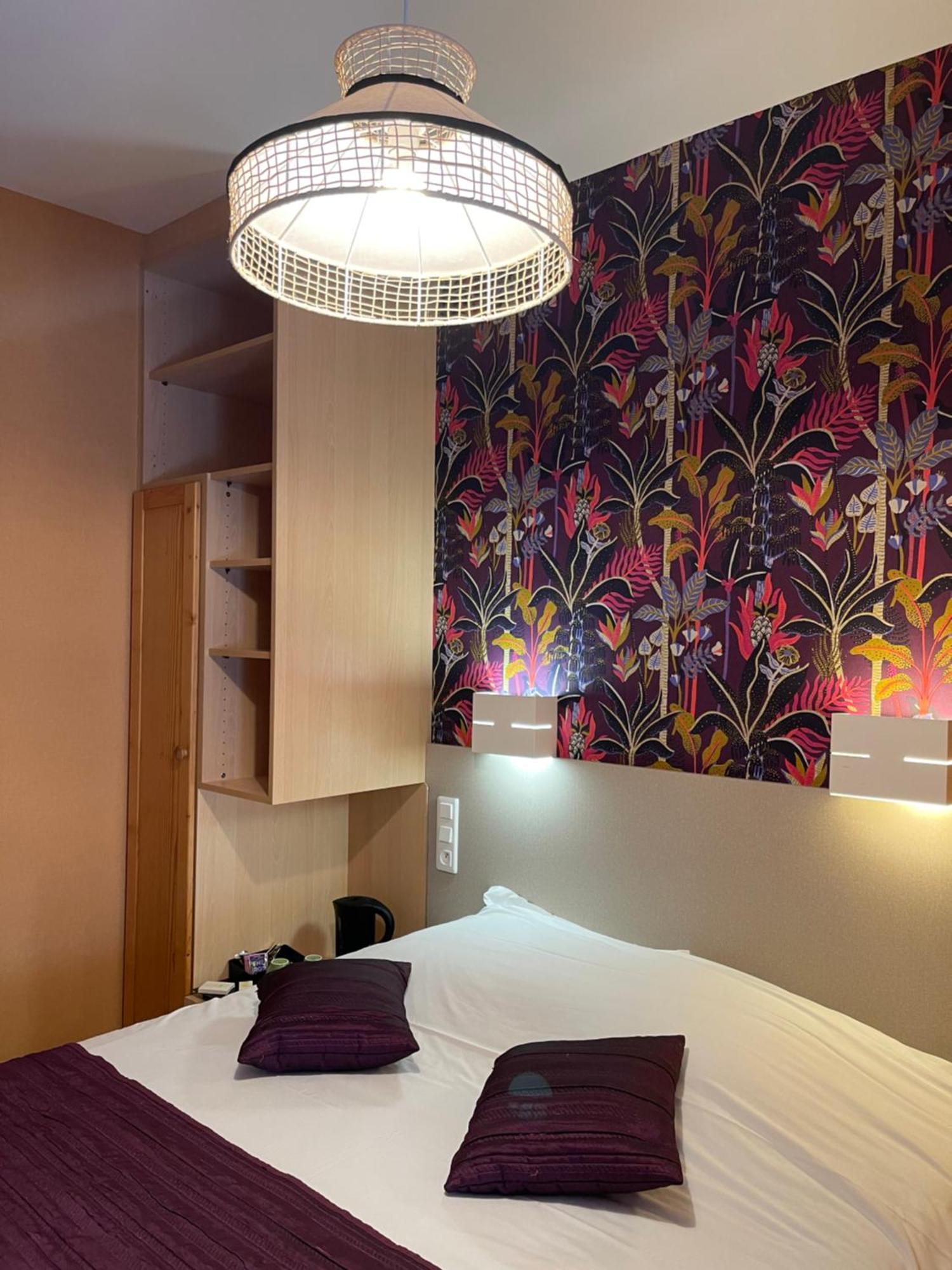 Logis Hotel Restaurant Cazes Arazat Laissac المظهر الخارجي الصورة
